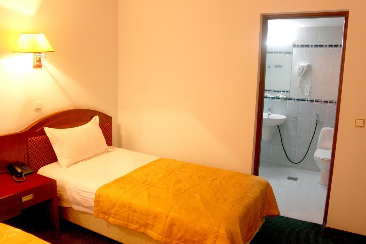 Hotel Grand Buchara Zewnętrze zdjęcie