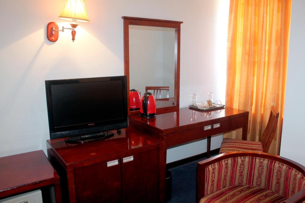 Hotel Grand Buchara Zewnętrze zdjęcie