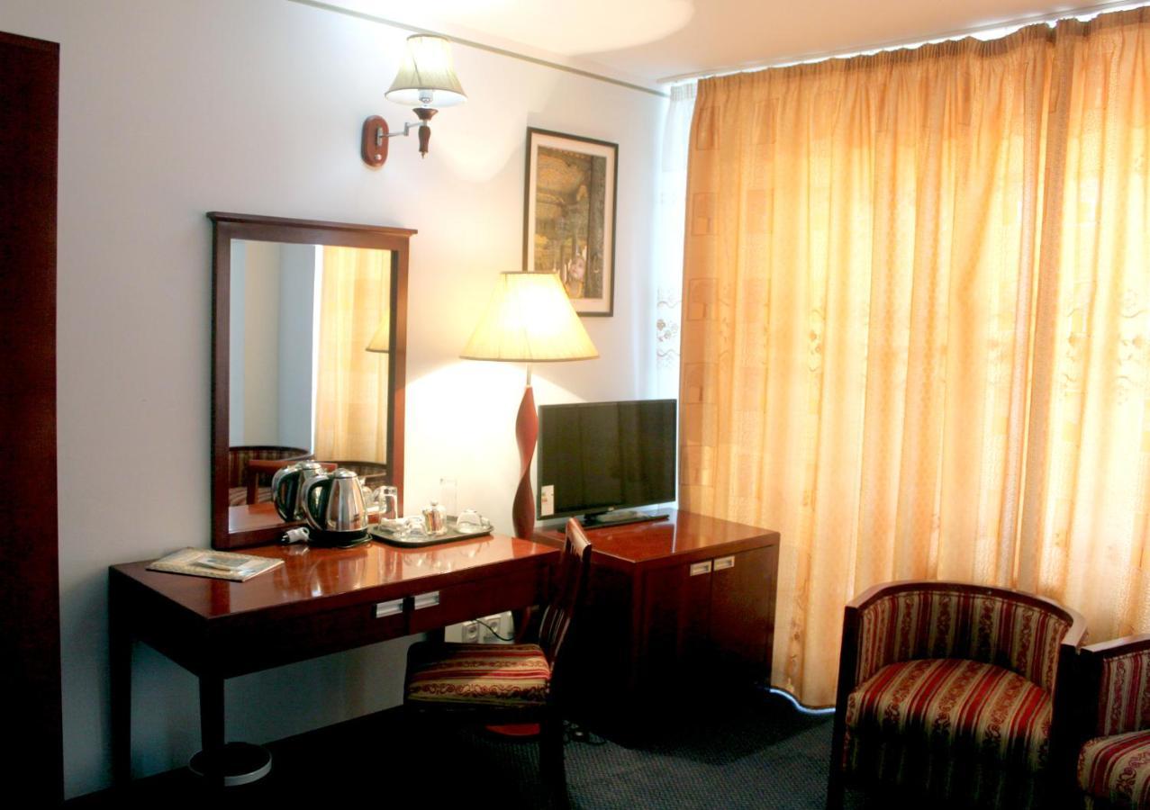 Hotel Grand Buchara Zewnętrze zdjęcie